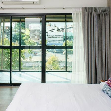 Himku Hotel - Adult Only Чиангмай Экстерьер фото
