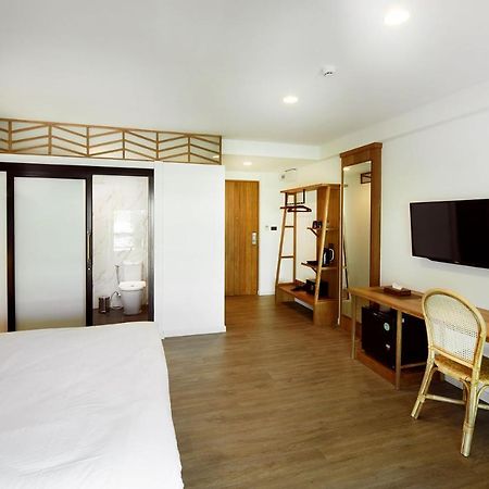 Himku Hotel - Adult Only Чиангмай Экстерьер фото