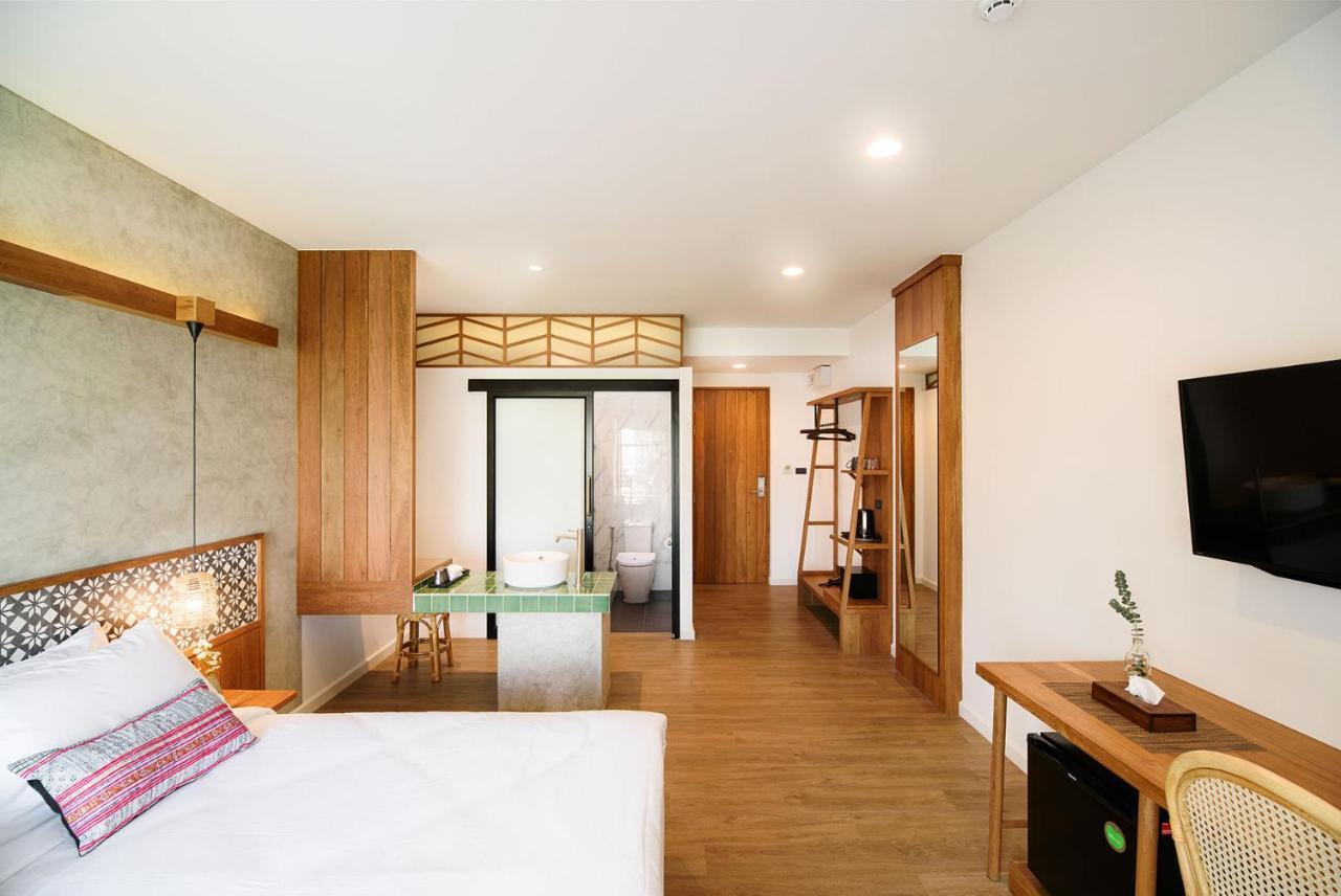Himku Hotel - Adult Only Чиангмай Экстерьер фото
